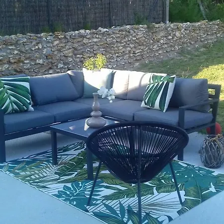 Maison De Charme Recente Avec Piscine Hors Sol 펜션 Jouars-Pontchartrain
