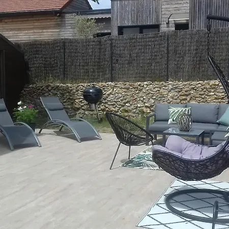 Maison De Charme Recente Avec Piscine Hors Sol Jouars-Pontchartrain